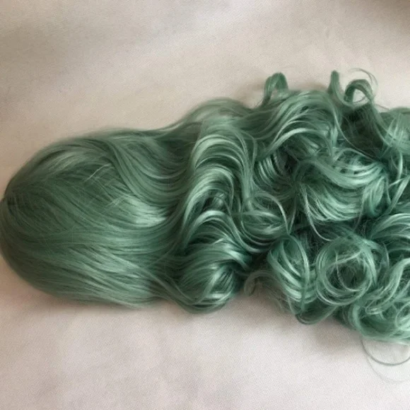 ?KELSEY 26” GREEN CURLY LACE FRONT WIG *NWT* ?? ?KELSEY 26” GREEN CURLY LACE FRONT WIG *NWT* ?? - www  main image 3